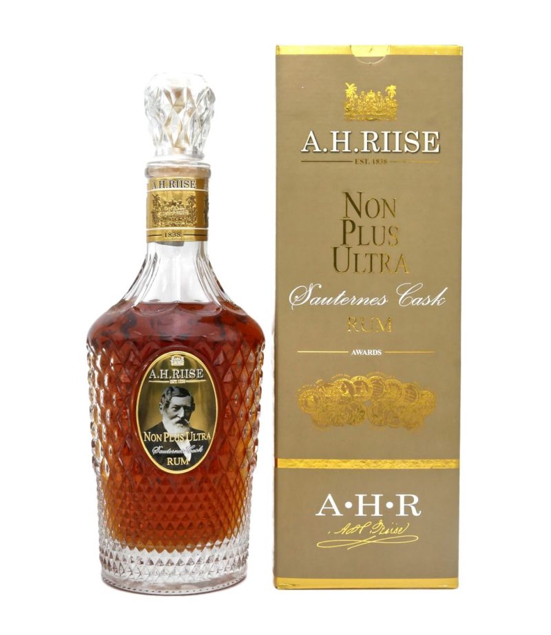 A.H. Riise Non Plus Ultra Sauternes Cask Rom 0.7L 00002023 1