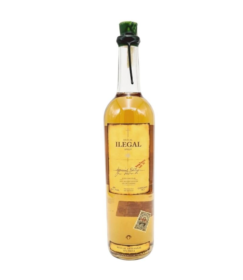 Mezcal Ilegal Anejo Tequila 0.7L 10100314 1 e1641295973624