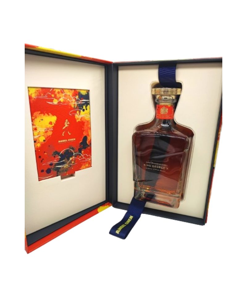 JohnWalker&Sons King George V Chinese New Year whisky 0.7L open